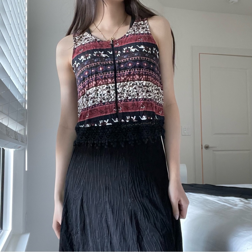 Flowy Tank